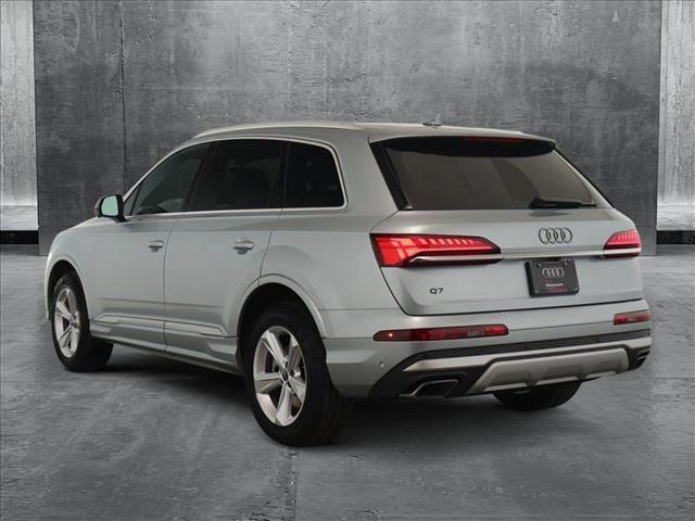 new 2025 Audi Q7 car, priced at $67,845