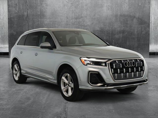 new 2025 Audi Q7 car, priced at $67,845