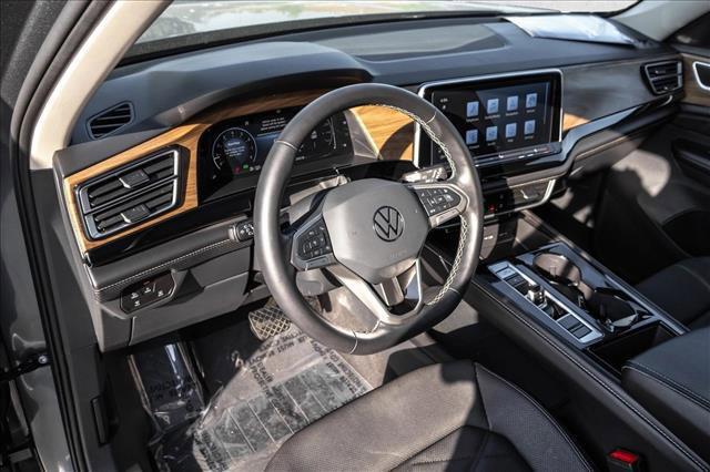 used 2024 Volkswagen Atlas car, priced at $30,998
