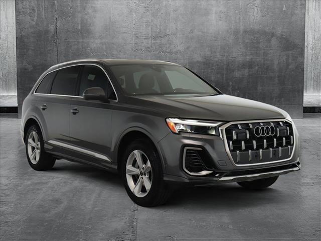 new 2025 Audi Q7 car, priced at $67,845