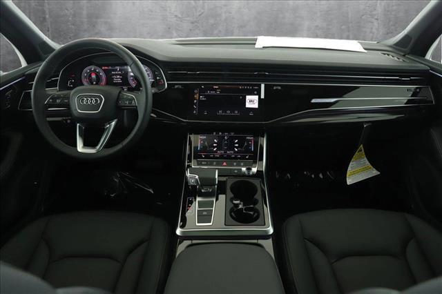 new 2025 Audi Q7 car, priced at $67,530