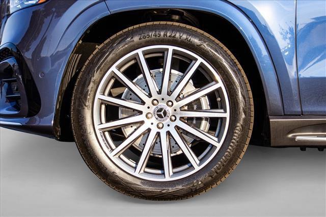 used 2025 Mercedes-Benz GLS 580 car, priced at $90,666