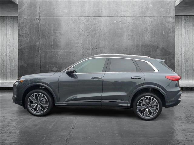 new 2025 Audi Q5 car, priced at $60,975
