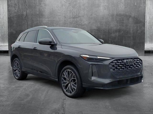 new 2025 Audi Q5 car, priced at $60,975