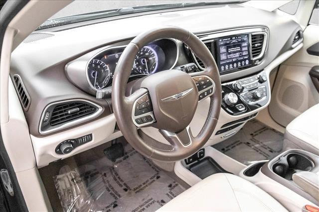 used 2017 Chrysler Pacifica car, priced at $13,987