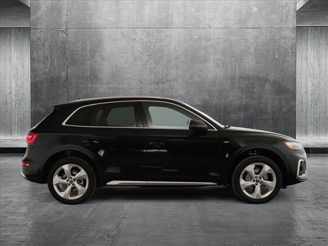 new 2025 Audi Q5 car, priced at $56,125