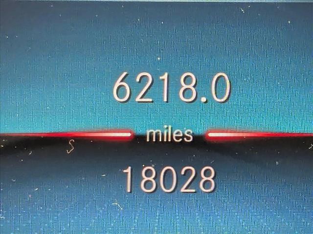 used 2020 Mercedes-Benz GLB 250 car, priced at $28,576
