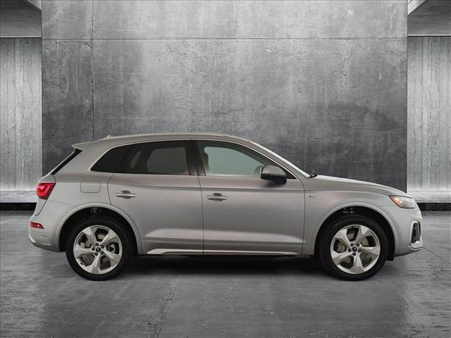 new 2025 Audi Q5 car, priced at $55,175