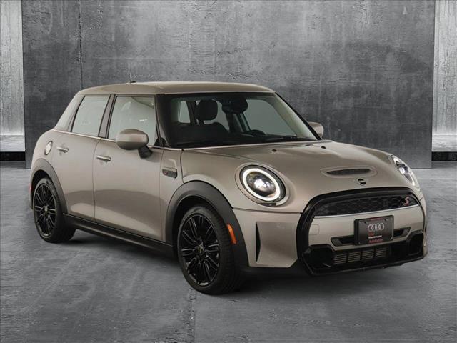 used 2024 MINI Hardtop car, priced at $22,750