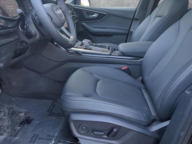 new 2025 Audi Q7 car, priced at $69,753