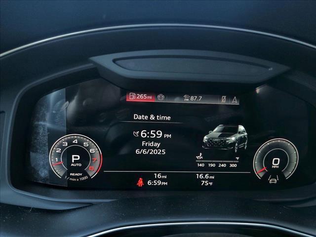 new 2025 Audi Q7 car, priced at $69,753