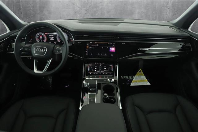 new 2025 Audi Q7 car, priced at $69,740