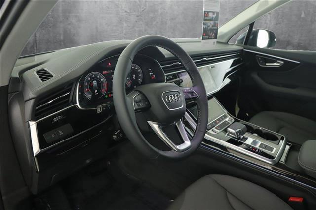 new 2025 Audi Q7 car, priced at $68,948