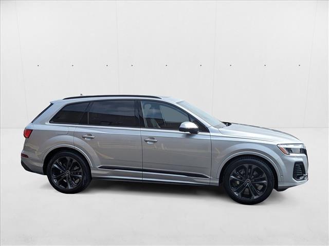 new 2025 Audi Q7 car, priced at $69,481