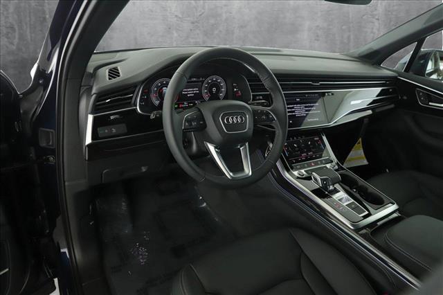 new 2025 Audi Q7 car, priced at $67,530