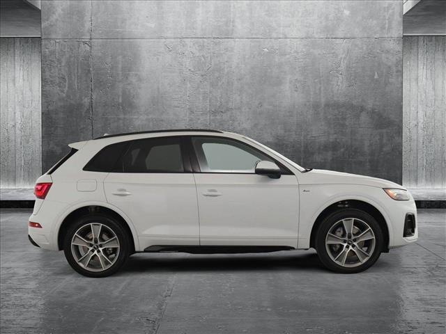 new 2025 Audi Q5 car, priced at $52,450