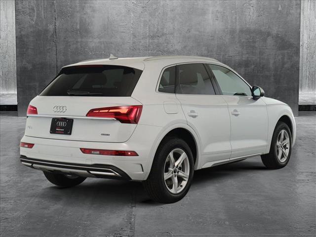 new 2025 Audi Q5 car, priced at $48,200