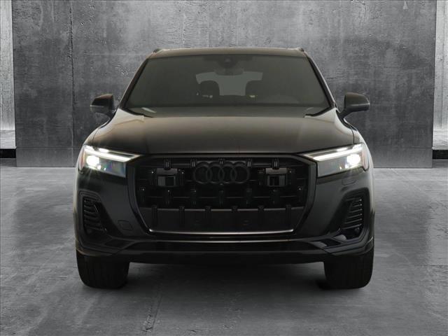 new 2025 Audi Q7 car, priced at $69,395