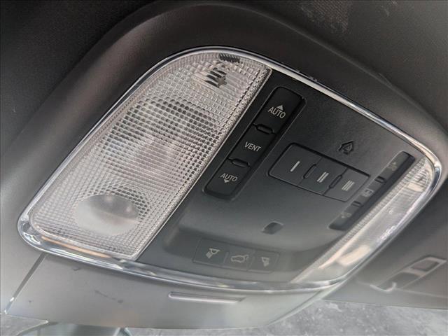 used 2015 Jeep Grand Cherokee car, priced at $13,796