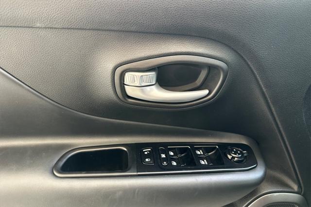used 2023 Jeep Renegade car, priced at $23,632