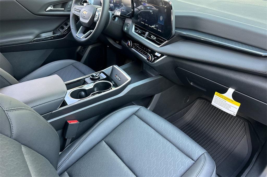 new 2026 Chevrolet Equinox car, priced at $37,385