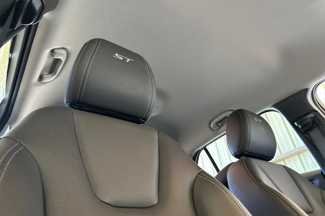 used 2024 Buick Encore GX car, priced at $22,995