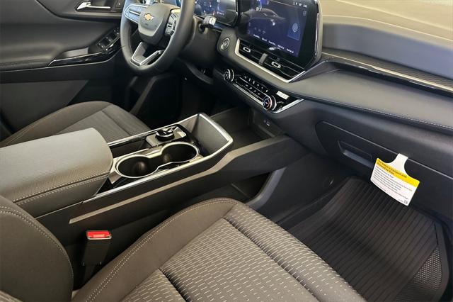 new 2026 Chevrolet Equinox car, priced at $30,910