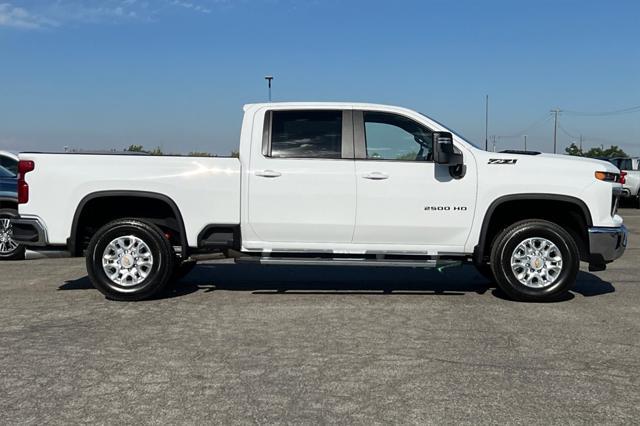 new 2024 Chevrolet Silverado 2500 car