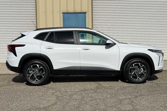 new 2025 Chevrolet Trax car, priced at $24,985