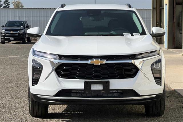 new 2025 Chevrolet Trax car, priced at $24,985