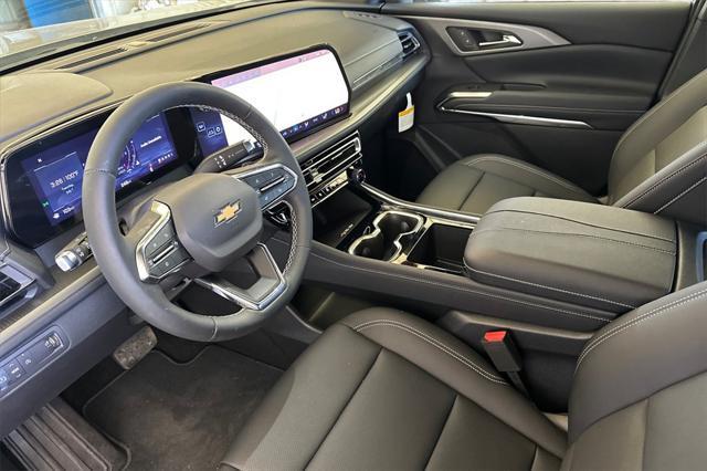 new 2025 Chevrolet Traverse car, priced at $46,195