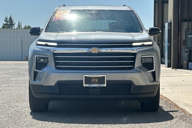 new 2025 Chevrolet Traverse car, priced at $46,195