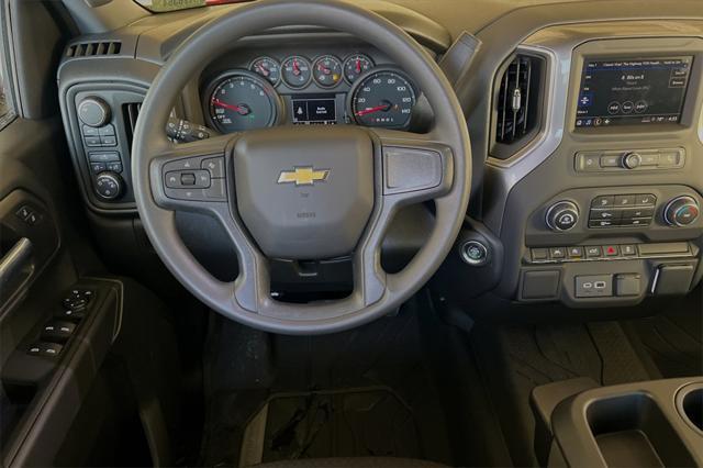new 2025 Chevrolet Silverado 1500 car, priced at $47,995