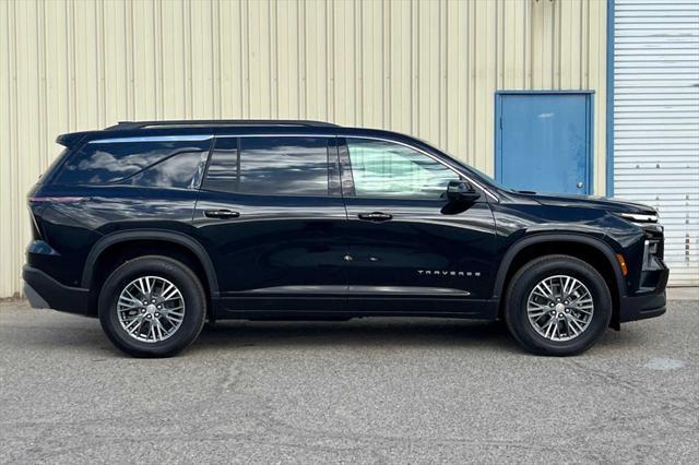 new 2024 Chevrolet Traverse car