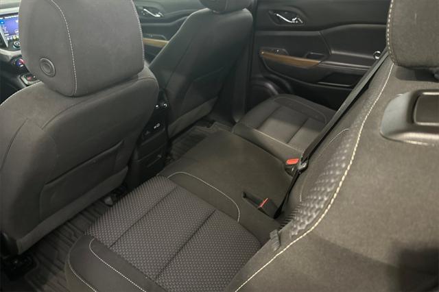 used 2022 GMC Acadia car, priced at $26,381