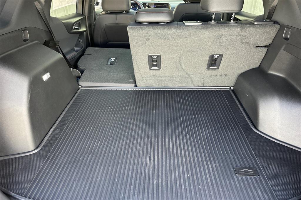 new 2026 Chevrolet Equinox car, priced at $40,290