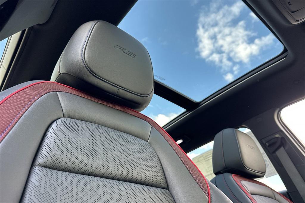 new 2026 Chevrolet Equinox car, priced at $40,290