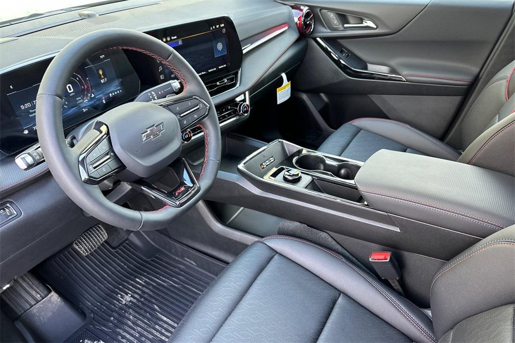 new 2026 Chevrolet Equinox car, priced at $40,290