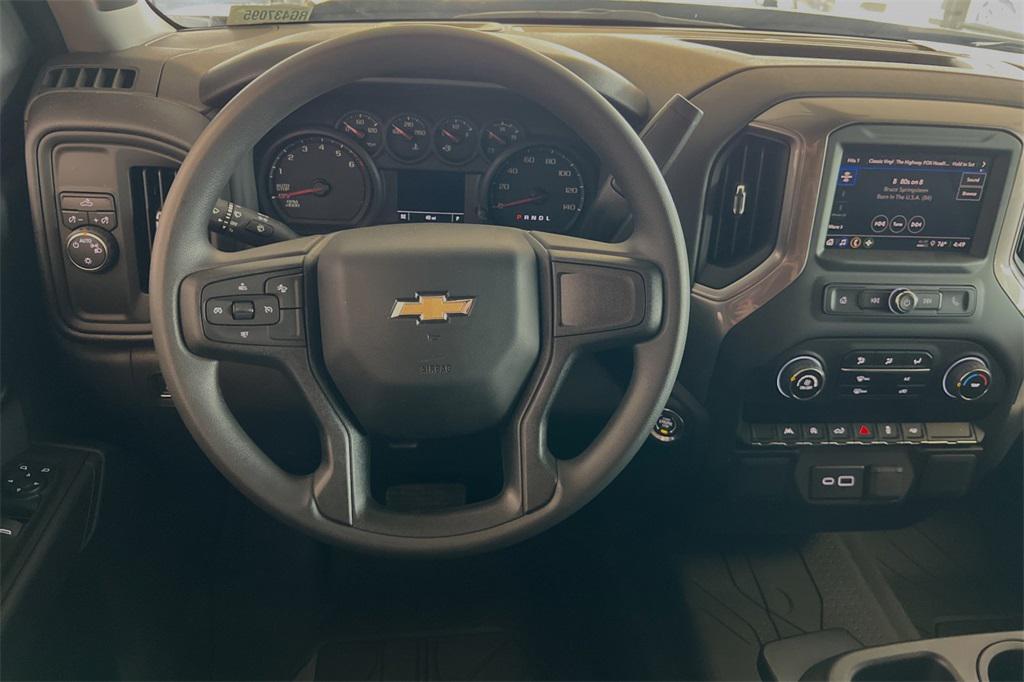 new 2024 Chevrolet Silverado 1500 car, priced at $44,579