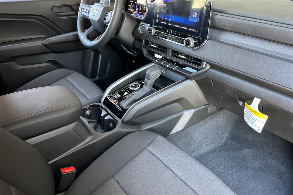 new 2025 Chevrolet Colorado car, priced at $36,895