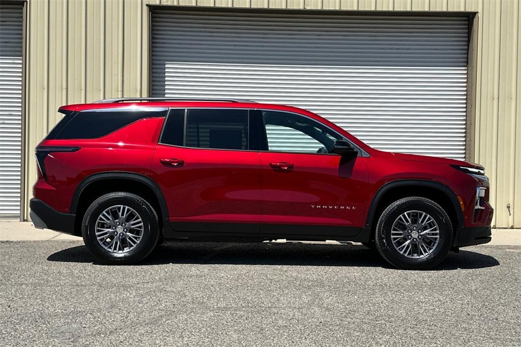 new 2026 Chevrolet Traverse car, priced at $50,074