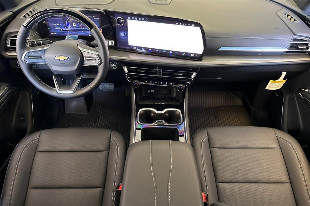 new 2026 Chevrolet Traverse car, priced at $50,074