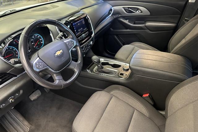 used 2021 Chevrolet Traverse car, priced at $26,577