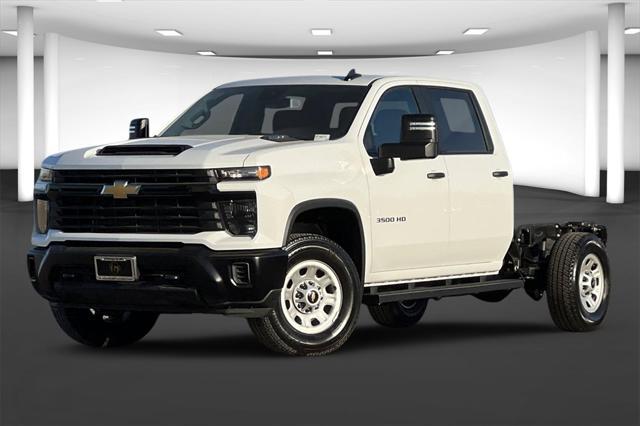 new 2025 Chevrolet Silverado 3500 car, priced at $56,569