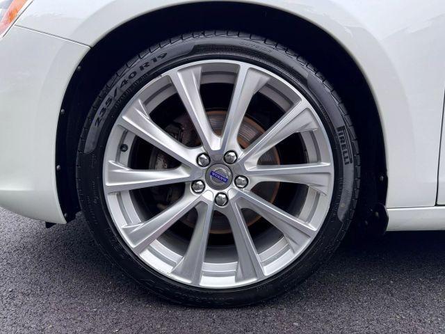 used 2018 Volvo S60 Inscription car, priced at $14,250