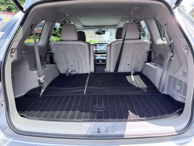 used 2014 Toyota Highlander Hybrid car, priced at $21,980