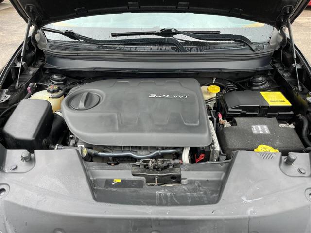 used 2014 Jeep Cherokee car, priced at $9,500