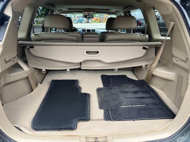 used 2013 Toyota Highlander car, priced at $10,500