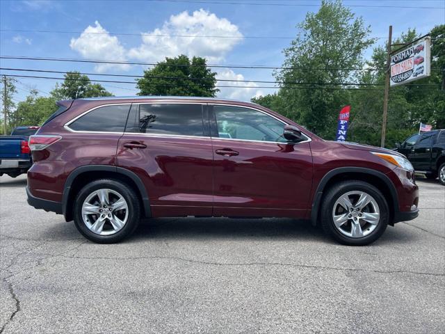 used 2014 Toyota Highlander car, priced at $14,000