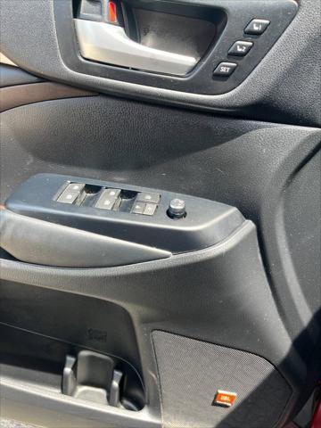 used 2014 Toyota Highlander car, priced at $14,000